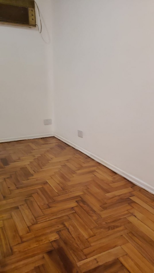 2 AMBIENTES  - EXCELENTE ZONA - REGALADO - SE ALQUILA YA