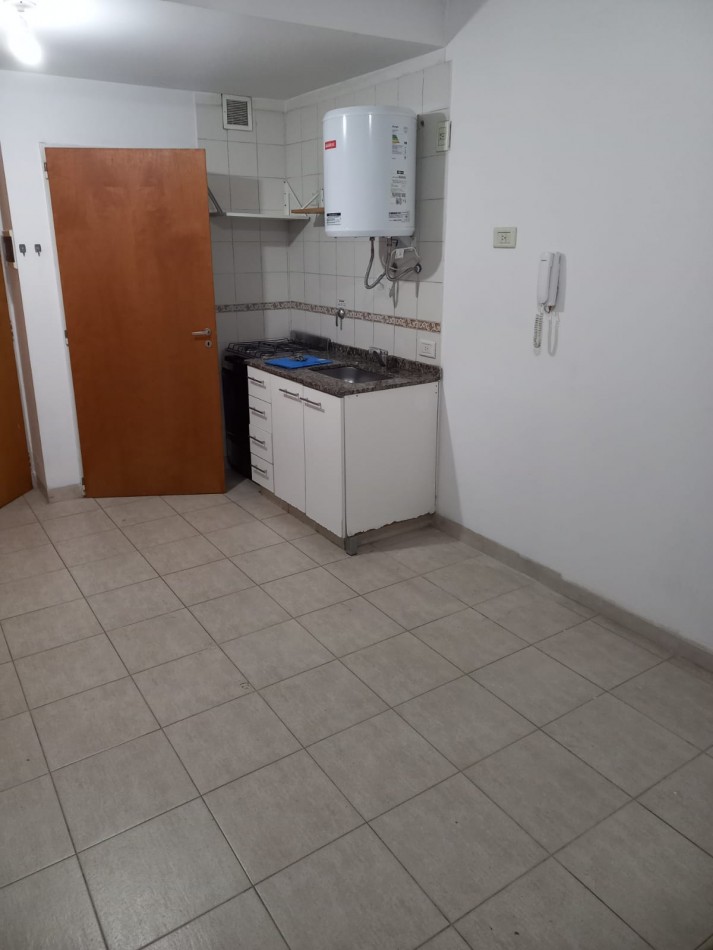 OPORTUNIDAD - MONOAMBIENTE - LUMINOSO - COCINA A GAS - NO LO DEJES IR-ALQUILADO