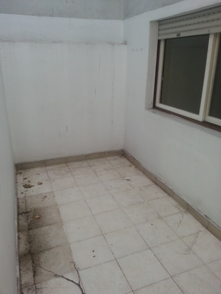 AMPLIO Y LUMINOSO PH 2 AMBIENTES CON DOS PATIOS