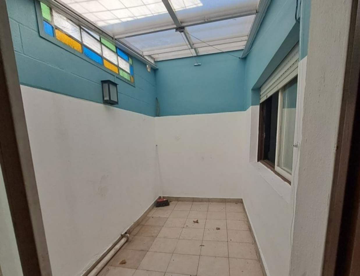 AMPLIO Y LUMINOSO PH 2 AMBIENTES CON DOS PATIOS