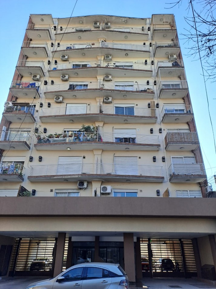 SUPER LUMINOSO DEPARTAMENTO DE 1 AMB Y MEDIO CON COCHERA