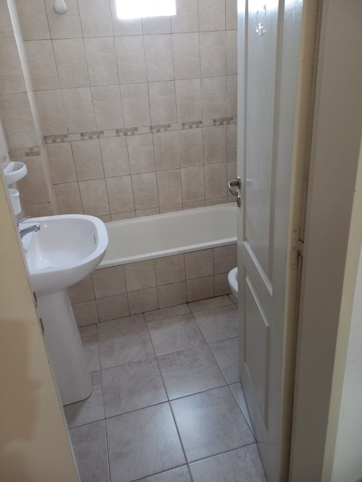 ALQUILER  2 AMBIENTES -EXCELENTE ZONA Y ESTADO- ALQUILADO