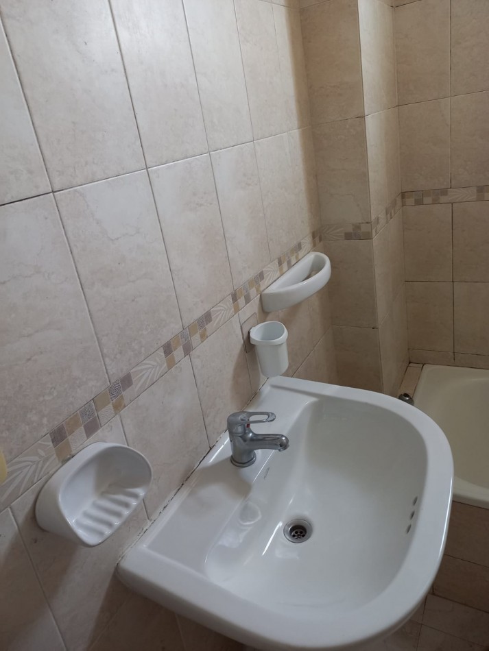 ALQUILER  2 AMBIENTES -EXCELENTE ZONA Y ESTADO- ALQUILADO