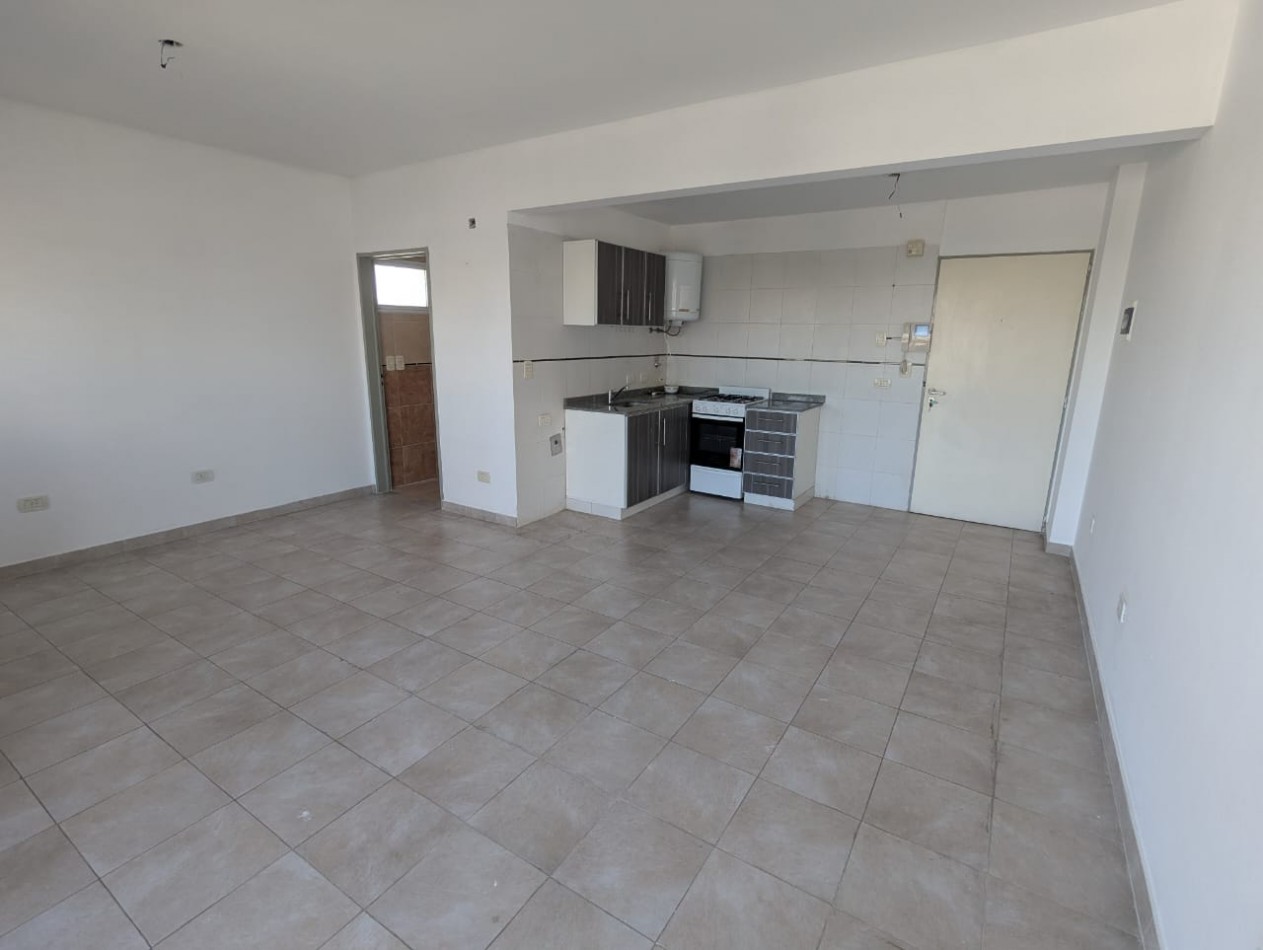 MONOAMBIENTE DIVISIBLE - EXCELENTE VISTA Y LUZ