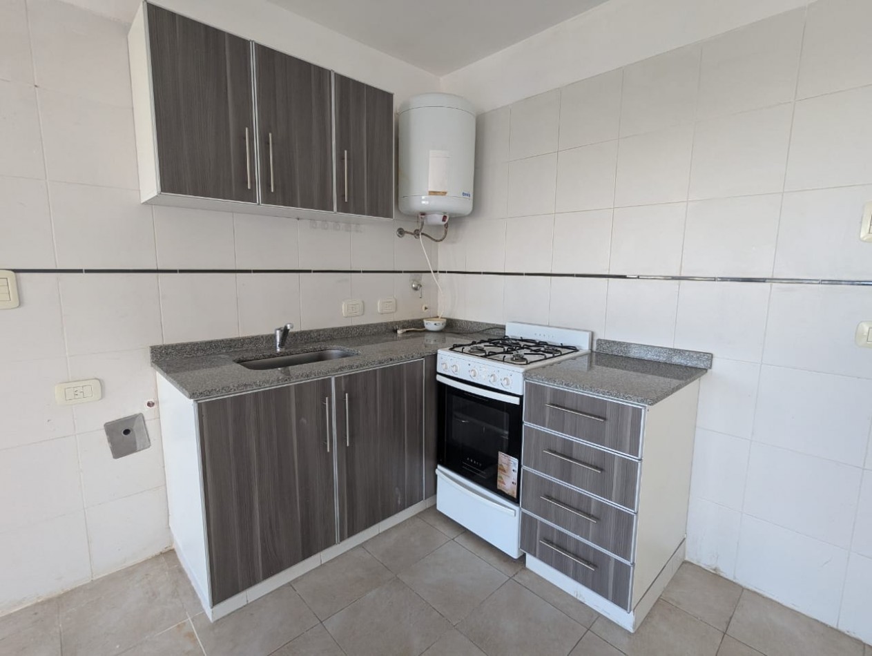 MONOAMBIENTE DIVISIBLE - EXCELENTE VISTA Y LUZ