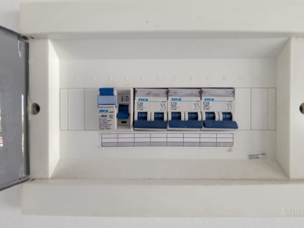 MONOAMBIENTE DIVISIBLE - EXCELENTE VISTA Y LUZ