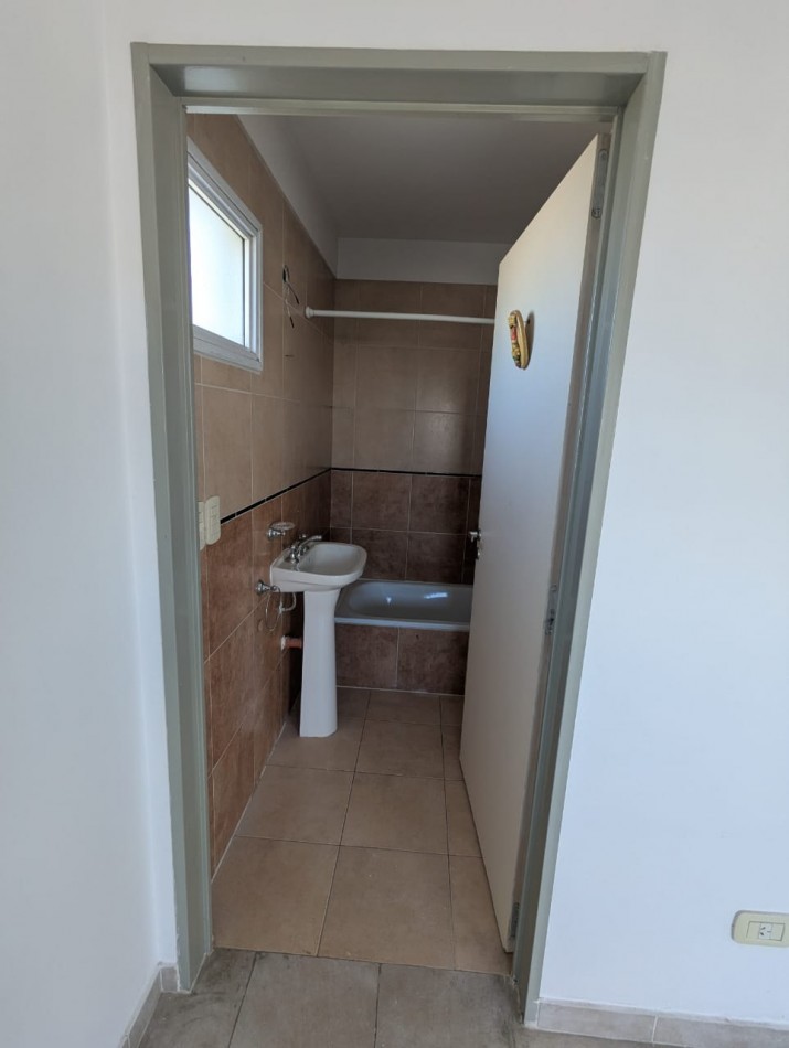 MONOAMBIENTE DIVISIBLE - EXCELENTE VISTA Y LUZ