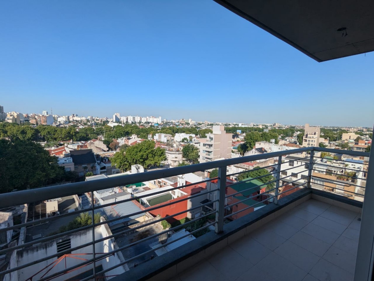 MONOAMBIENTE DIVISIBLE - EXCELENTE VISTA Y LUZ