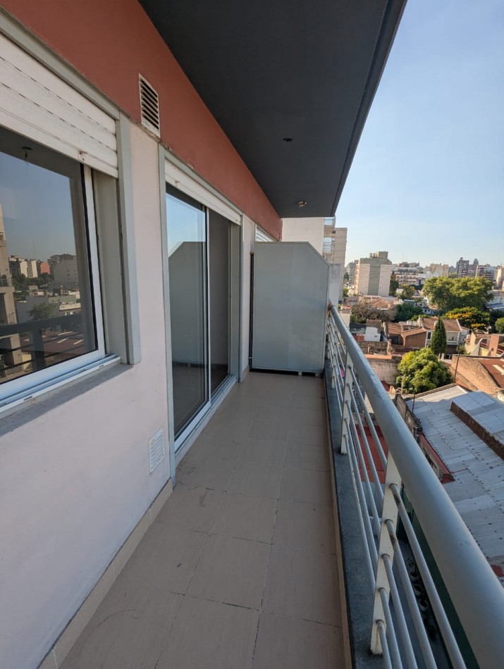 MONOAMBIENTE DIVISIBLE - EXCELENTE VISTA Y LUZ