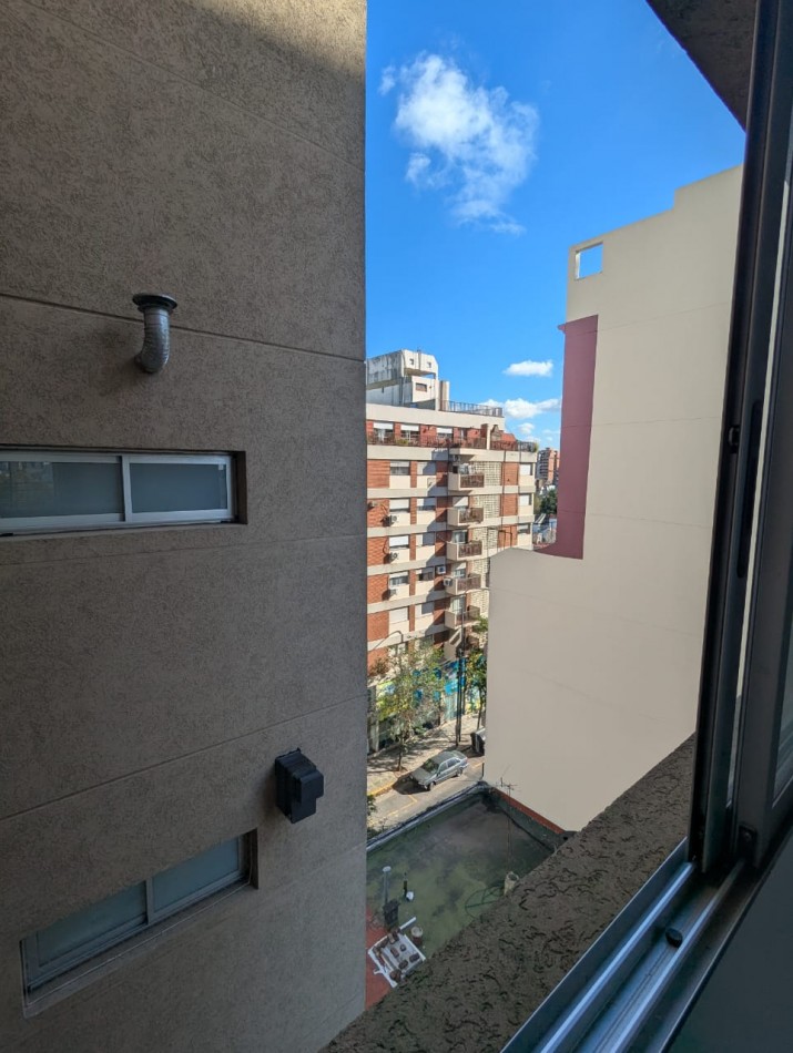 MONOAMBIENTE DIVISIBLE - 40 METROS - DOBLE CIRCULACION DE AIRE