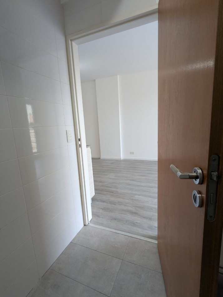 MONOAMBIENTE DIVISIBLE - 40 METROS - DOBLE CIRCULACION DE AIRE