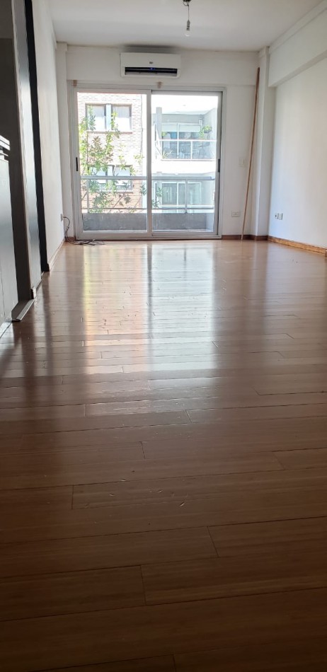 MONOAMBIENTE EN LAS CAÑITAS - CUARTO PISO - CATEGORIA