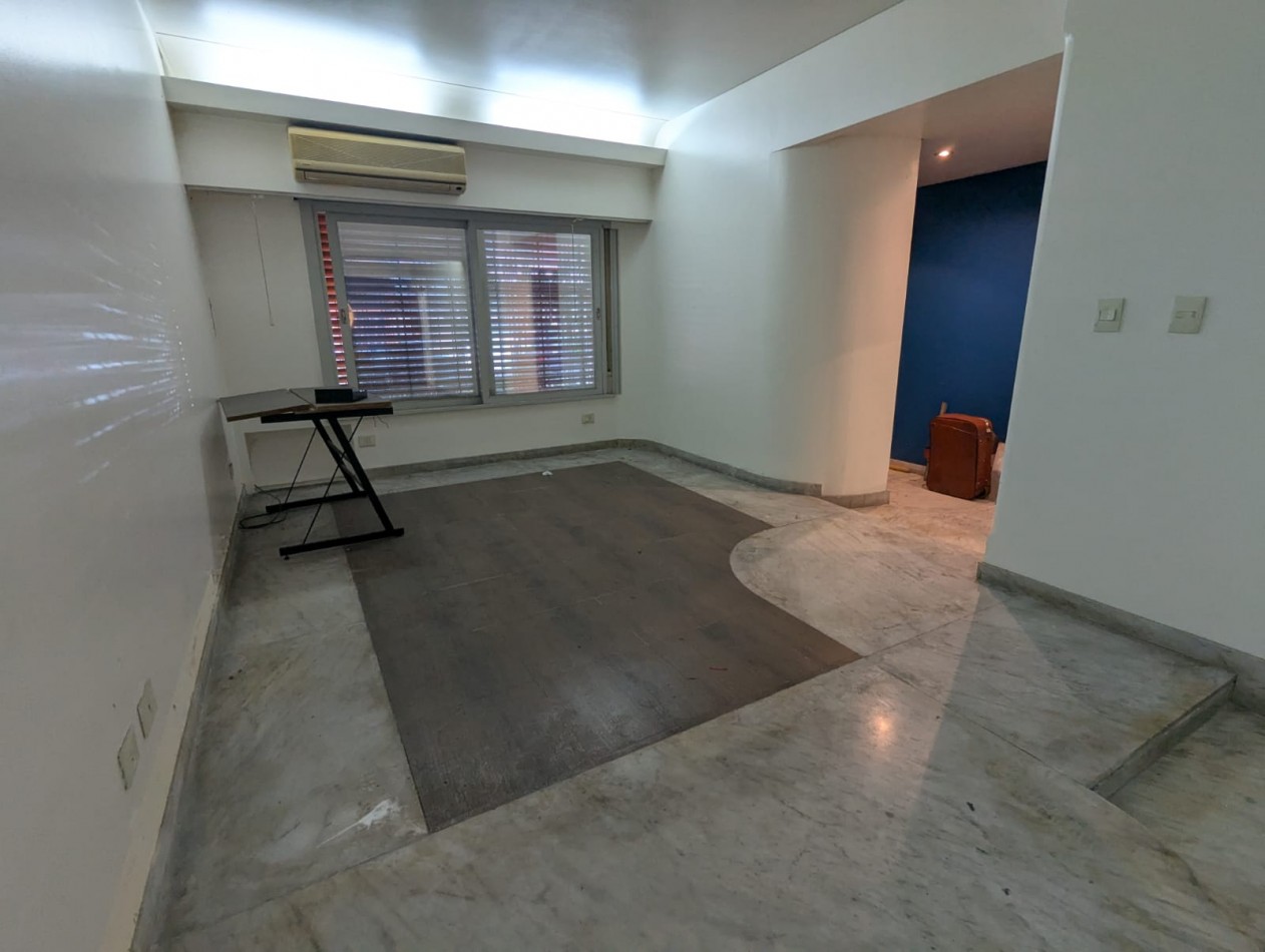 CASA DE CATEGORIA 5 DORMITORIOS