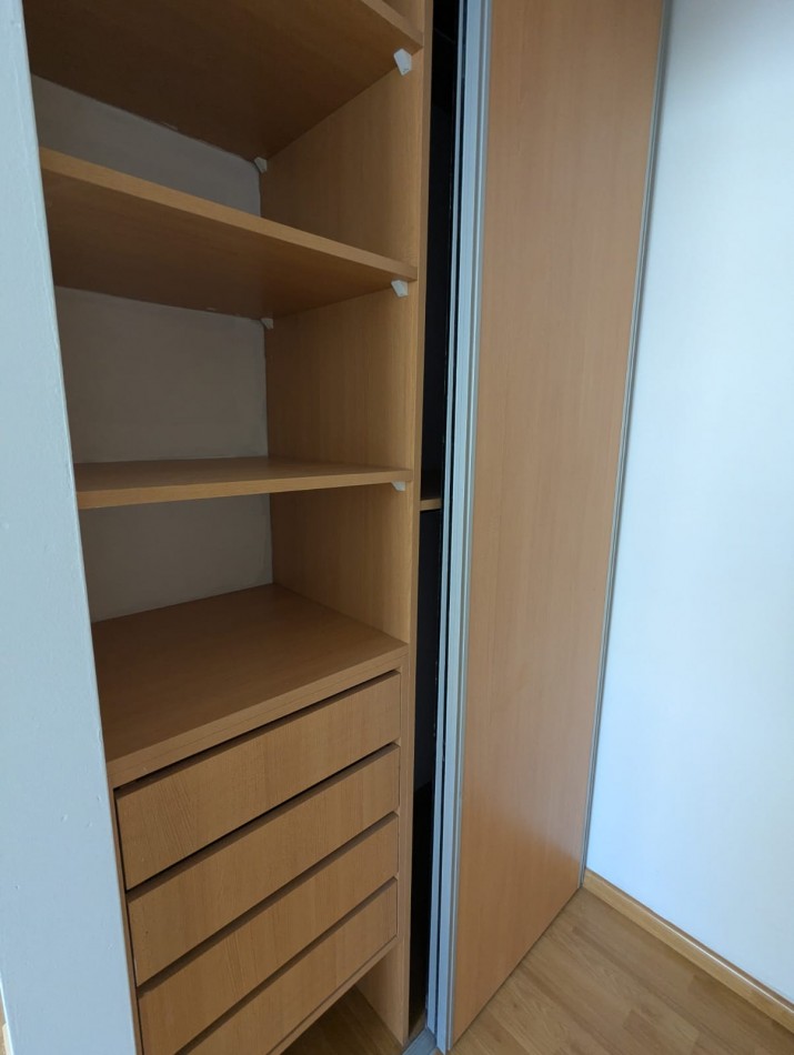 HERMOSO MONOAMBIENTE DIVISIBLE A UNA CUADRA DEL PARQUE CHACABUCO