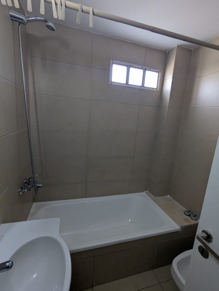 HERMOSO MONOAMBIENTE DIVISIBLE A UNA CUADRA DEL PARQUE CHACABUCO