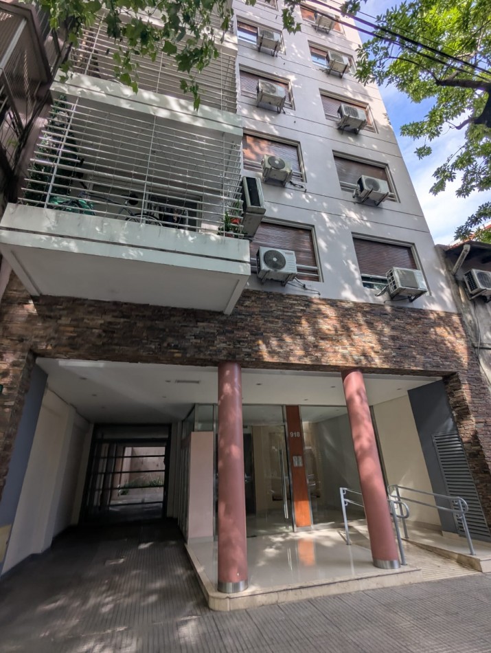 HERMOSO MONOAMBIENTE DIVISIBLE A UNA CUADRA DEL PARQUE CHACABUCO