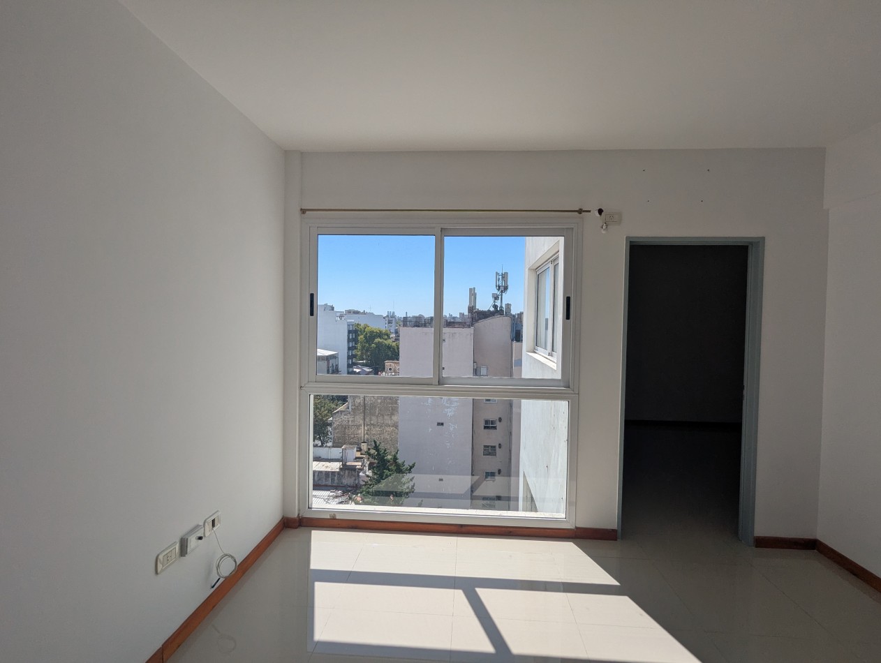 DOS AMBIENTES EN PISO 9 A UNA CUADRA DE J.B.JUSTO