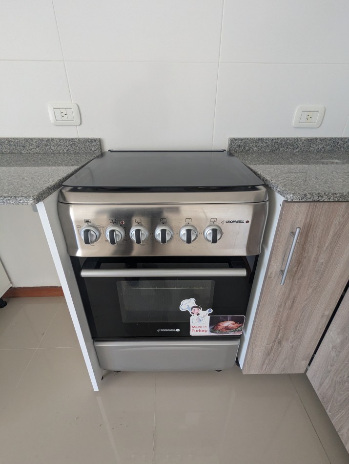 DOS AMBIENTES EN PISO 9 A UNA CUADRA DE J.B.JUSTO