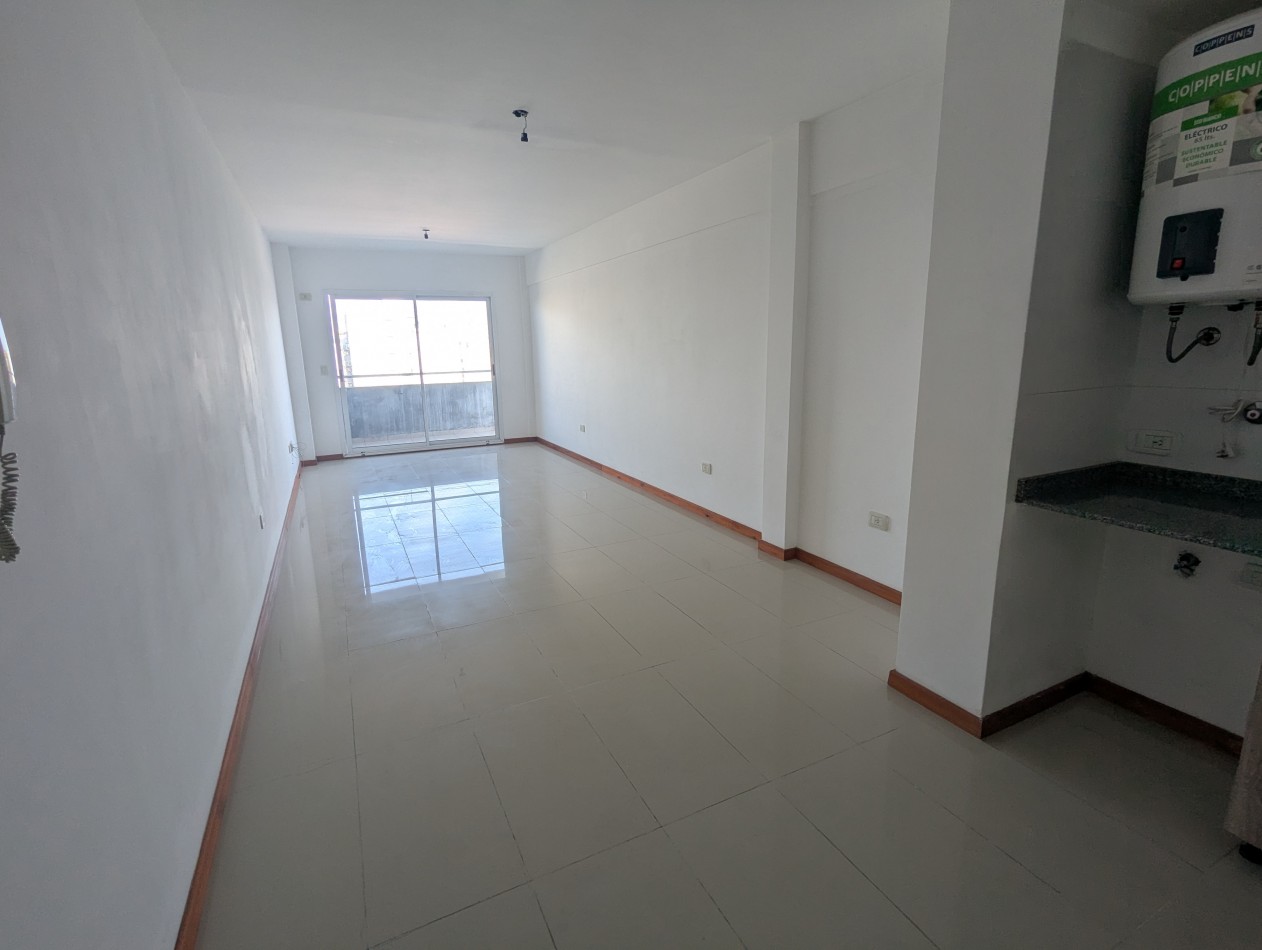 MONOAMBIENTE EN ESPECTACULAR UBICACION TODO LUZ