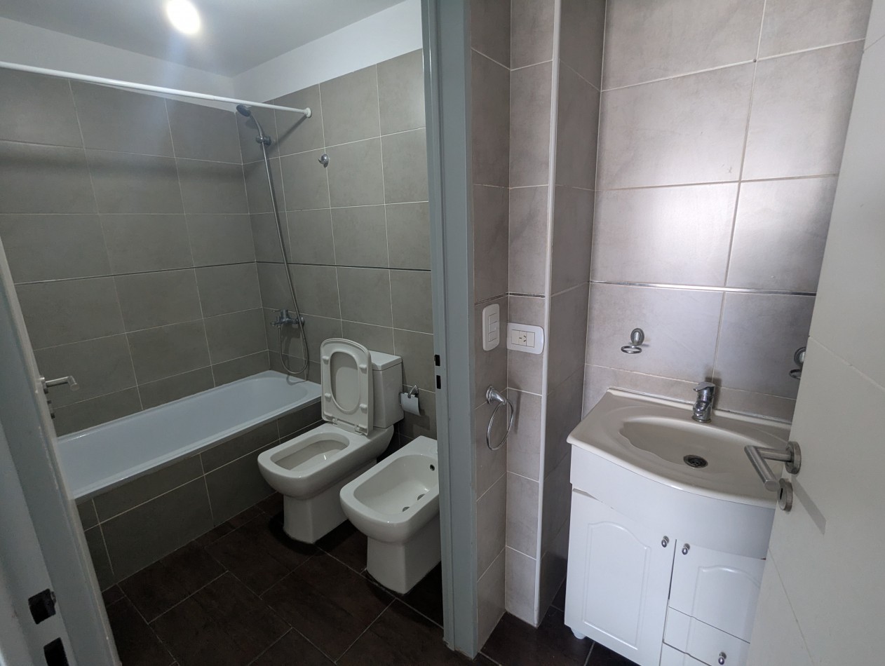 MONOAMBIENTE EN ESPECTACULAR UBICACION TODO LUZ