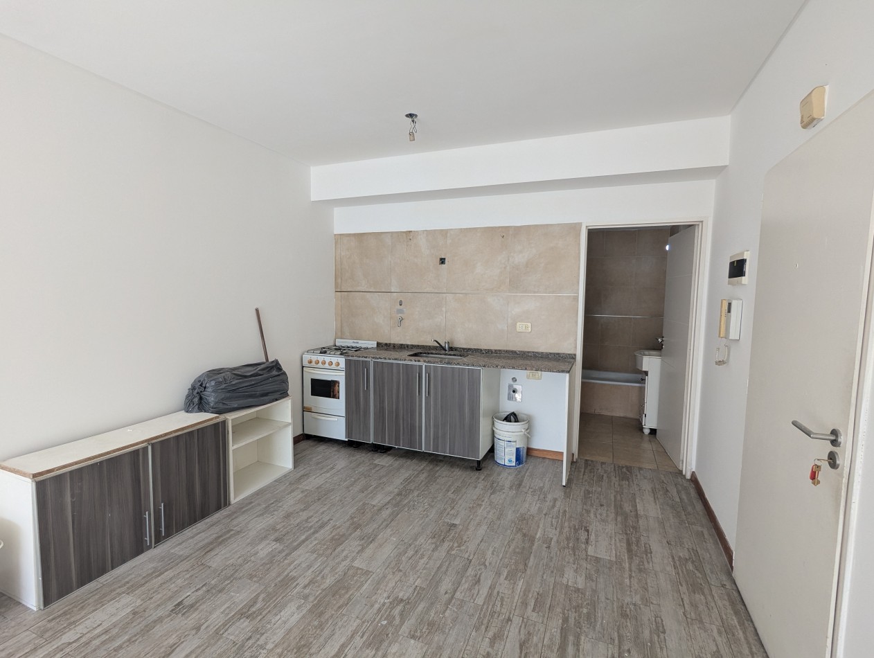 ALQUILER MONOAMBIENTE  EN FLORES-CERCA SUBTE -OPORTUNIDAD!!!