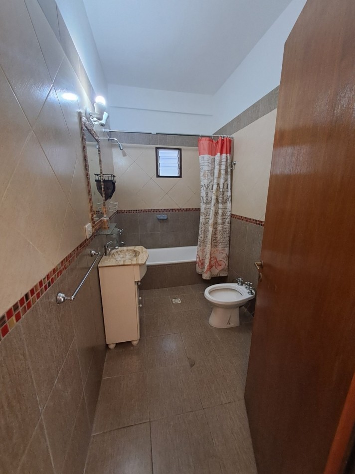 AMPLIO Y LUMINOSO PH 2 AMBIENTES CON DOS PATIOS