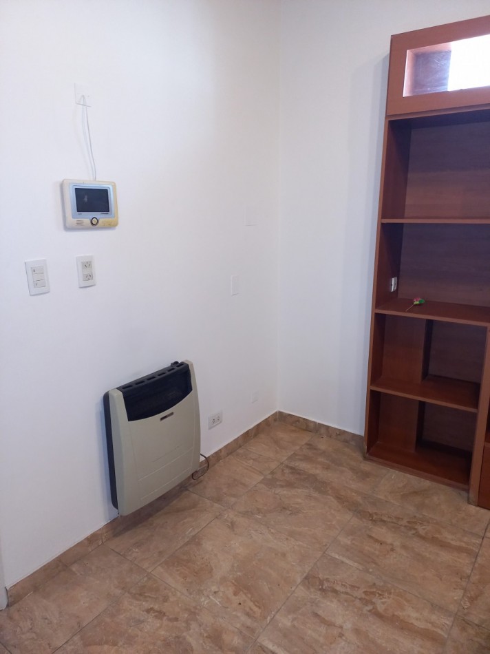 RETASADO!!!!PH EN ALQUILER AMUEBLADO SIN EXPENSAS CON PATIO Y PARRILLA 90 M2 EN FLORES!!!