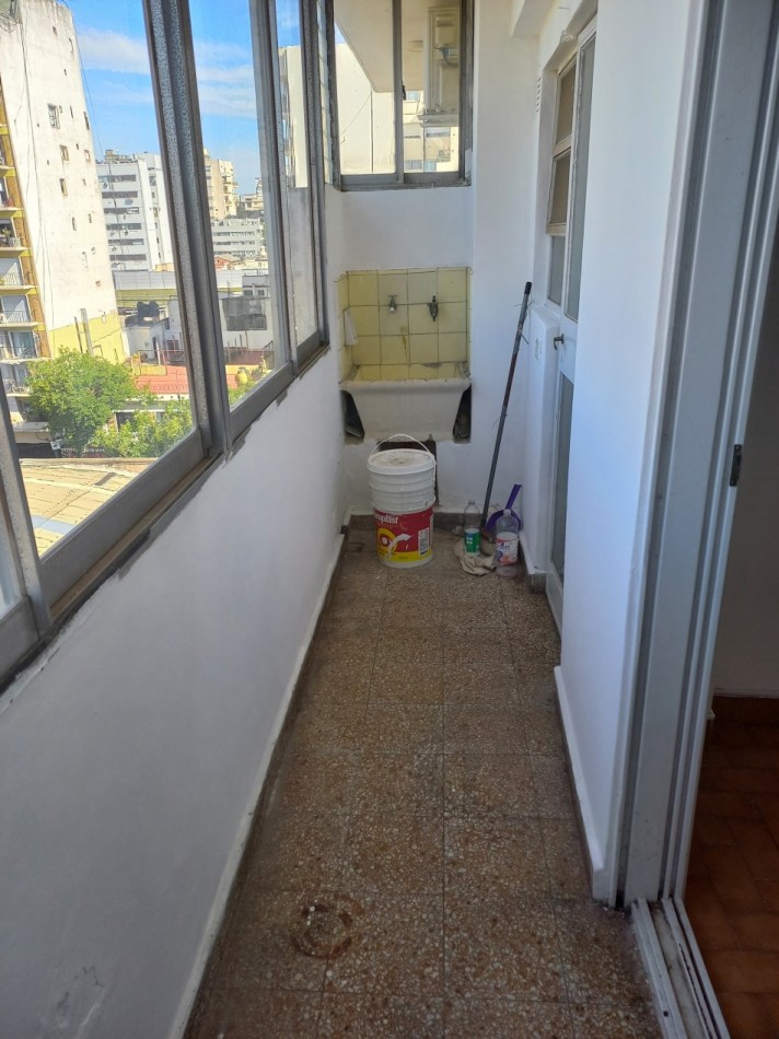 OPORTUNIDAD!!! ALQUILER  2 AMBIENTES SAN TELMO . LUMINOSO. ESPACIOSO. ZONA TURISTICA. !!!