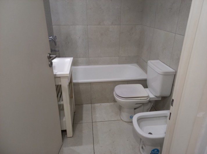  MAGNIFICO 2 AMB 1/2 EN ALQUILER -URQUIZA-!!!HERMOSO,AMPLIO,LUMINOSO!!!