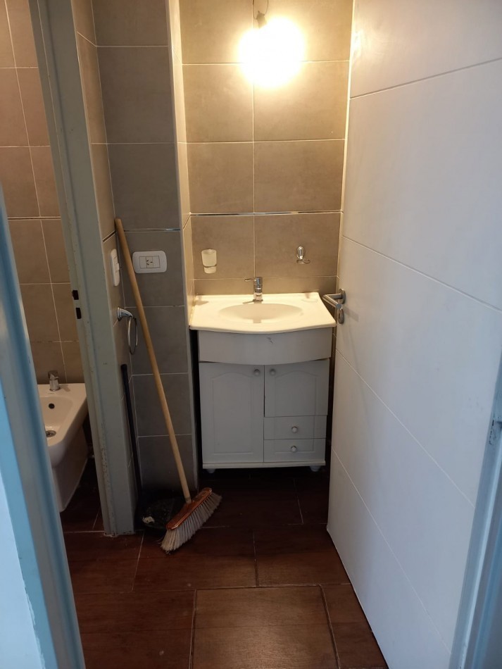 ALQUILER  2 AMB VILLA DEL PARQUE . LUMINOSO. ESPACIOSO. TRANQUILO SOBRE AVENIDA NAZCA CONTRAFRENTE. OPORTUNIDAD!!!