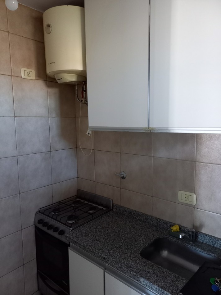  AMPLIO MONOAMBIENTE EN ALQUILER   EN PARQUE PATRICIOS-CERCA SUBTE H -OPORTUNIDAD!!!