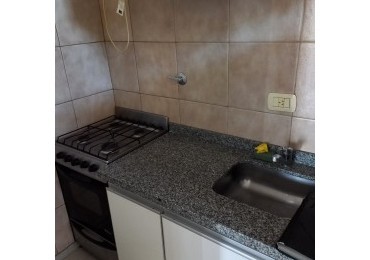  AMPLIO MONOAMBIENTE EN ALQUILER   EN PARQUE PATRICIOS-CERCA SUBTE H -OPORTUNIDAD!!!