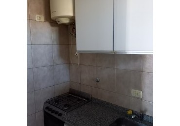  AMPLIO MONOAMBIENTE EN ALQUILER   EN PARQUE PATRICIOS-CERCA SUBTE H -OPORTUNIDAD!!!